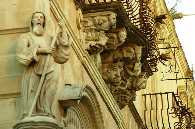  ragusa ibla palace sculpture detail 